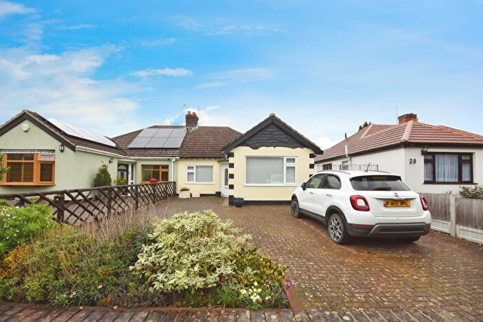 2 Bedroom Semi-Detached Bungalow For Sale In Baddow Hall Avenue, Chelmsford, CM2