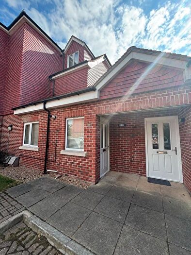 2 Bedroom Flat To Rent In Station Road, Hayling Island, PO11