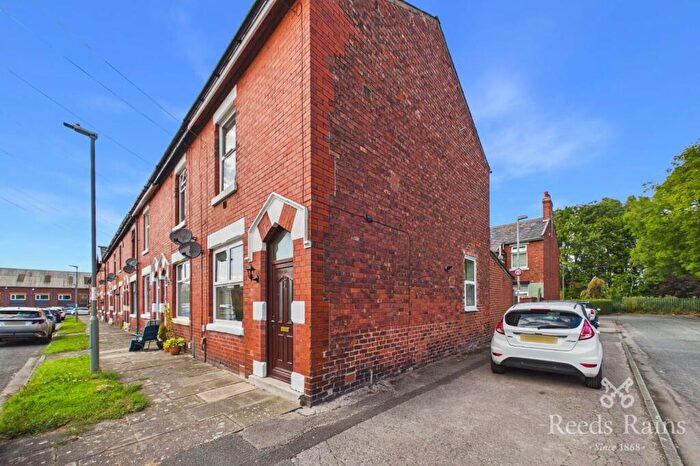 2 Bedroom End Of Terrace House For Sale In Oxford Road, Bamber Bridge, Preston, Lancashire, PR5