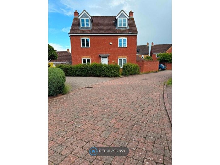 4 Bedroom Detached House To Rent In Proctor Rise, Milton Keynes, MK8