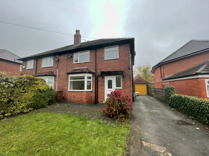3 Bedroom Semi-Detached House To Rent In Moor Allerton Crescent, Leeds, West Yorkshire, LS17