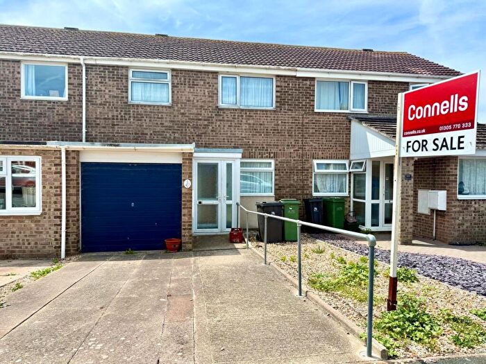 2 Bedroom Terraced House For Sale In Rip Croft, Portland, DT5