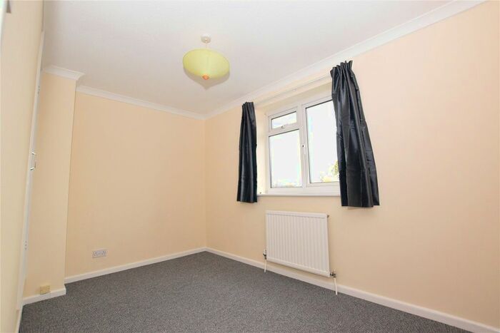 3 Bedroom Terraced House To Rent In Coates Road, Exeter, EX2