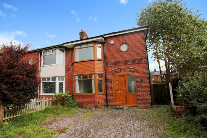 3 Bedroom Semi-Detached House To Rent In Craig Avenue, Bury, BL8