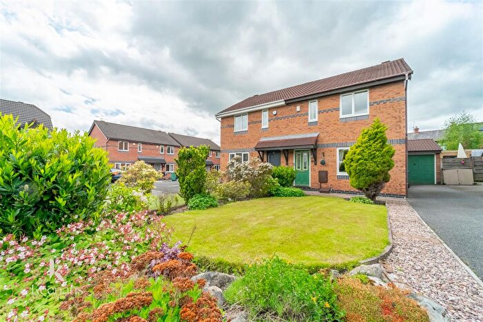 3 Bedroom Semi Detached House For Sale In Aviemore Close, Ramsbottom, BL0