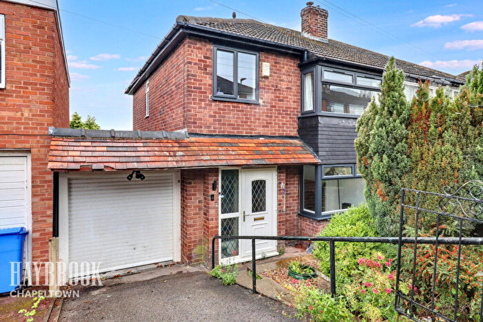 3 Bedroom Semi-Detached House For Sale In Vicarage Crescent, Grenoside, S35