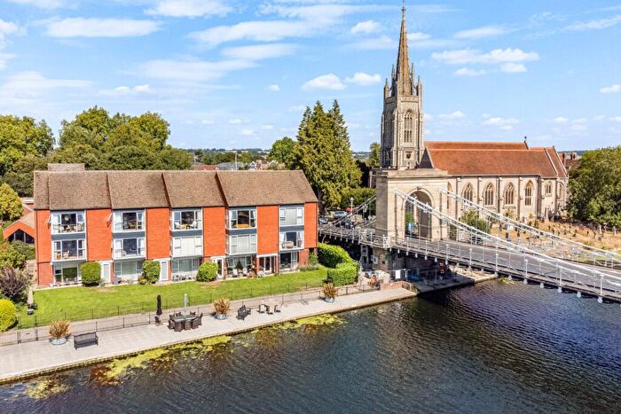 2 Bedroom Apartment For Sale In Riverside, Marlow, Buckinghamshire, SL7