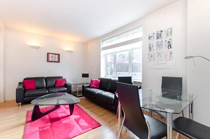 2 Bedroom Flat For Sale In Fetter Lane, St Pauls, London, EC4A