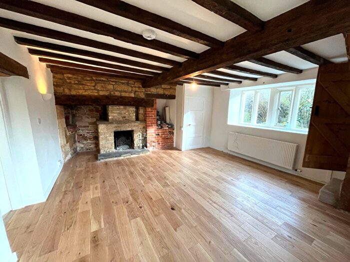 3 Bedroom Cottage To Rent In Hidcote Bartrim, GL55
