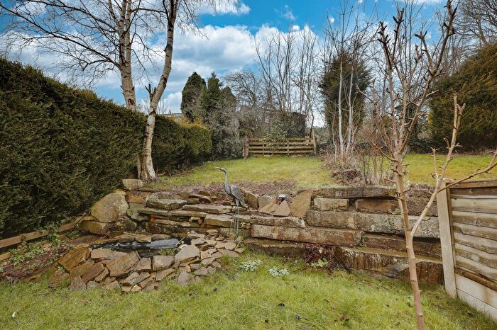 2 Bedroom Semi-Detached House For Sale In Lichfield Mount, Bradford, West Yorkshire, BD2
