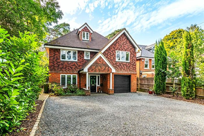 6 Bedroom Detached House For Sale In Maybury Hill, Woking, GU22