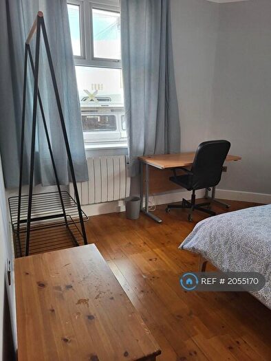 5 Bedroom End Of Terrace House To Rent In Latham Road, Coventry, CV5