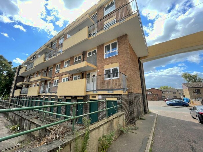 3 Bedroom Maisonette To Rent In Heathgate, Norwich, Norfolk, NR3