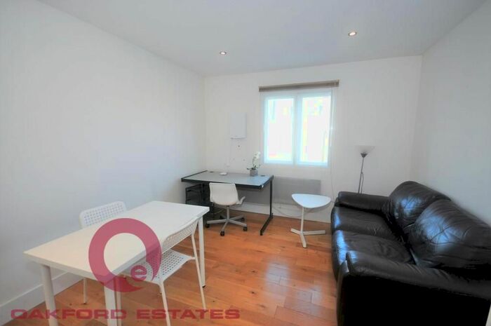 2 Bedroom Flat To Rent In Drummond Street, Euston, NW1