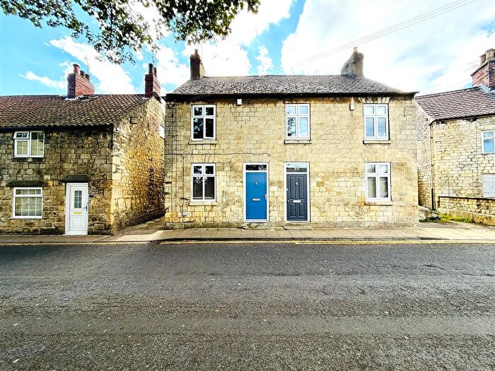 3 Bedroom Semi Detached House For Sale In Chapel Street, Tadcaster, LS24