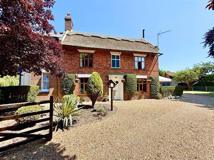 4 Bedroom Detached House For Sale In The Green, Martham, NR29
