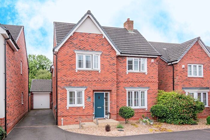 4 Bedroom Detached House For Sale In Hermitage Close, Warrington, WA2
