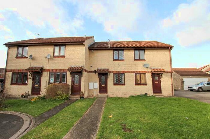 2 Bedroom Property To Rent In Botham Close, Weston-super-mare, BS22