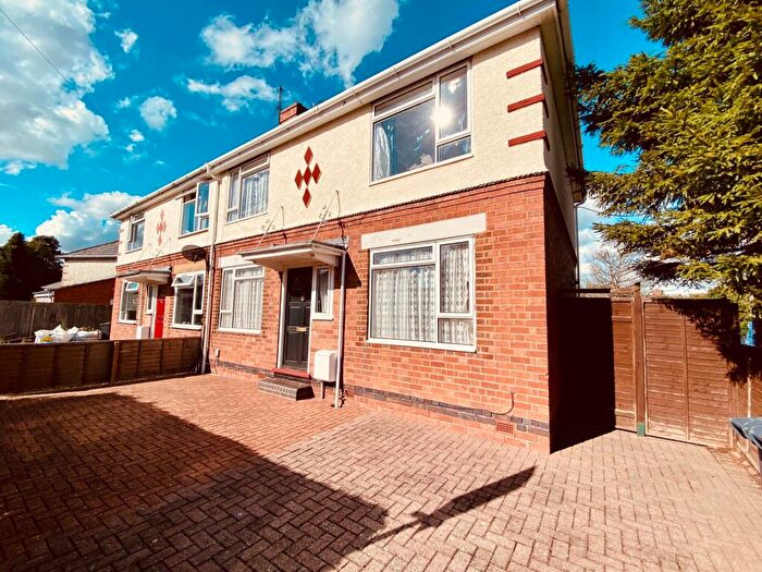 4 Bedroom Semi-Detached House To Rent In Alexandra Road, Leamington Spa, CV31