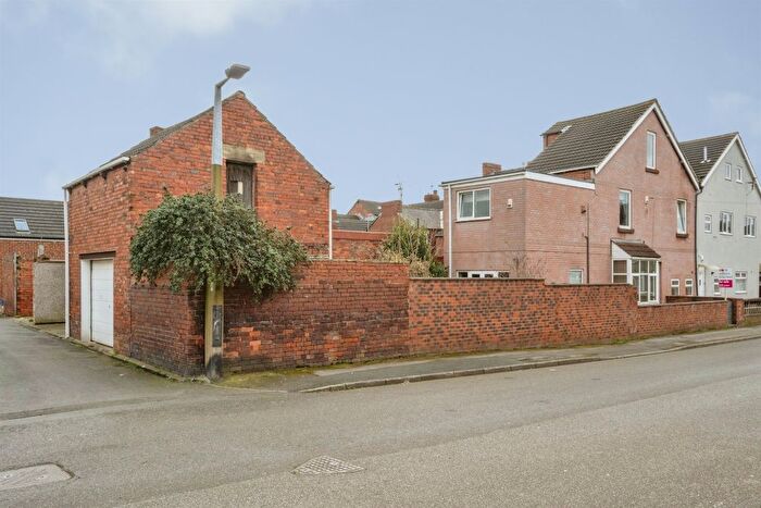 3 Bedroom Terraced House For Sale In High Street, Thurnscoe, Rotherham, S63