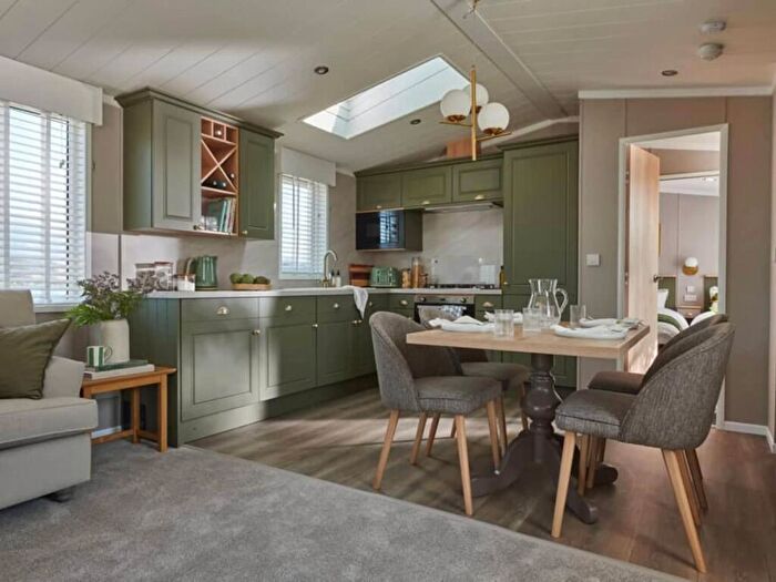 2 Bedroom Lodge For Sale In Goulton Lane, Northallerton, DL6