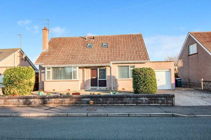 3 Bedroom Detached House To Rent In Renny Crescent, Montrose, Angus DD10