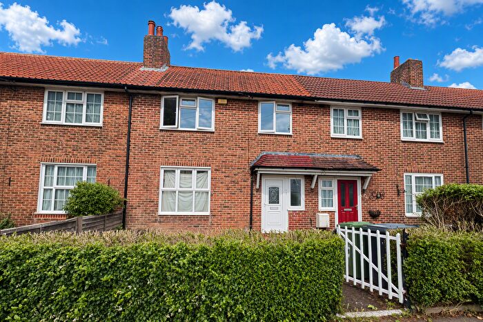 3 Bedroom Property To Rent In Old Bromley Road, Bromley, BR1