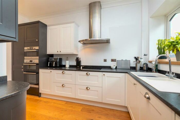 3 Bedroom House For Sale In Norton Grange, Little Kineton, CV35