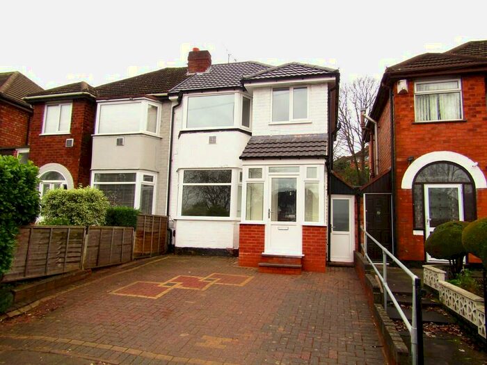 3 Bedroom Semi-Detached House To Rent In Old Walsall Road, Great Barr, Birmingham, B42