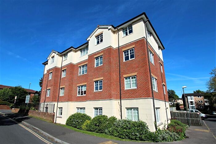 2 Bedroom Apartment For Sale In Knepp House, Kennedy Road, Horsham, RH13