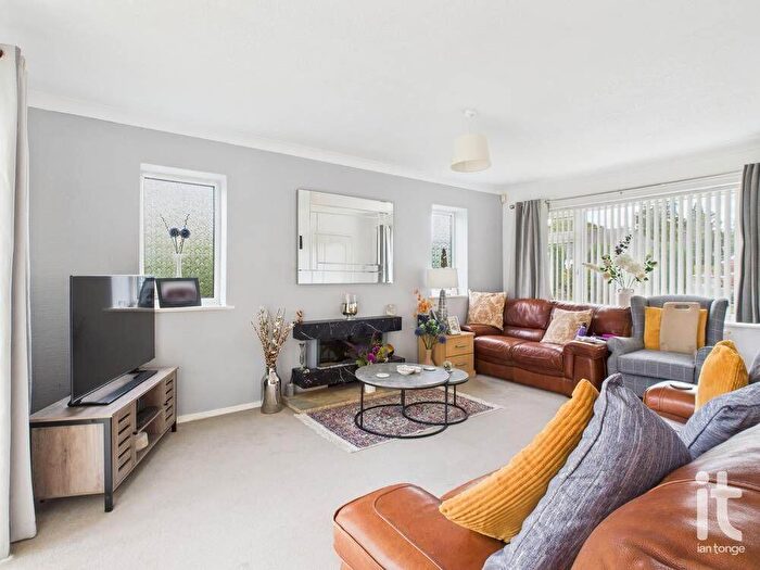 2 Bedroom Detached Bungalow For Sale In Thornway, High Lane, Stockport, SK6