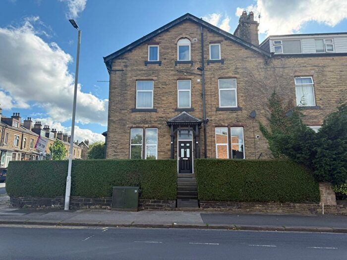 4 Bedroom Terraced House To Rent In Manor Lane, BD18