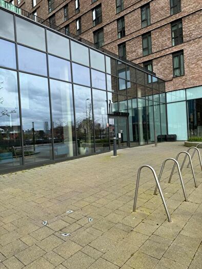 1 Bedroom Flat To Rent In Wharf End Trafford Park Manchester, M17