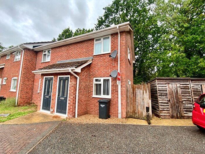 2 Bedroom Property To Rent In Birch Grove, Eastleigh, SO50