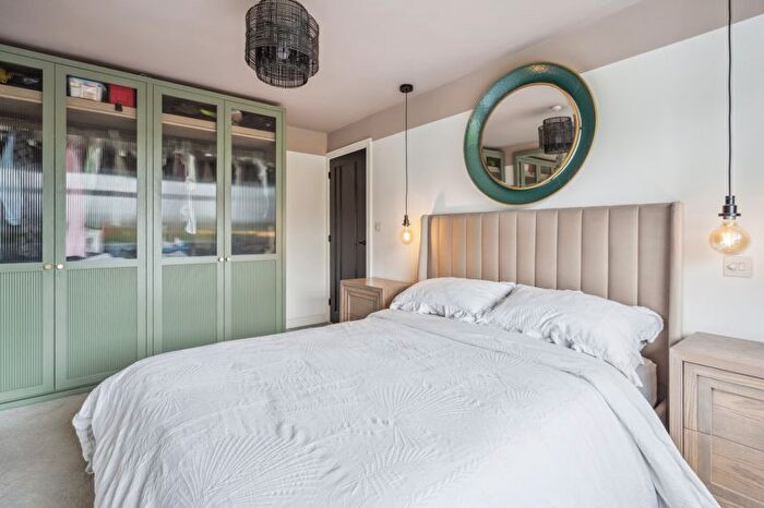 3 Bedroom Semi-Detached House For Sale In Clare Road, Prestwood, Great Missenden, HP16