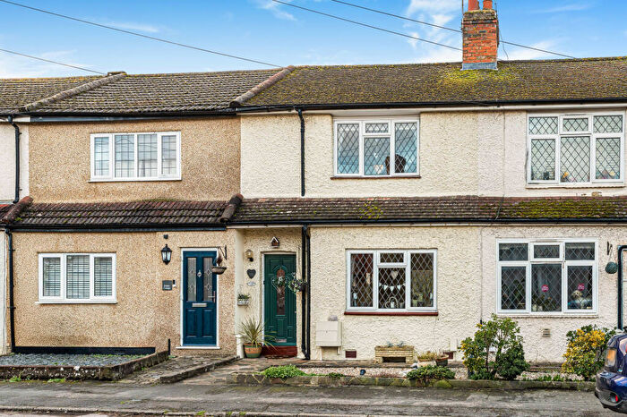 2 Bedroom Terraced House For Sale In Ashtead, KT21
