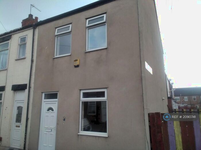 3 Bedroom End Of Terrace House To Rent In Lorraine Street, Hull, HU8