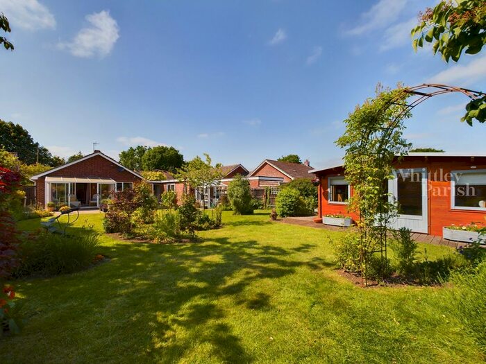 3 Bedroom Bungalow For Sale In Common Road, Bressingham, Diss, IP22