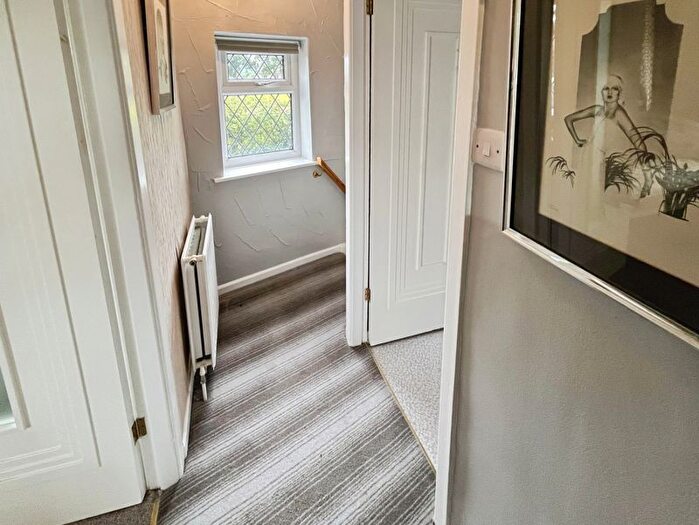 2 Bedroom Cottage For Sale In St. Johns Road, Lostock, BL6