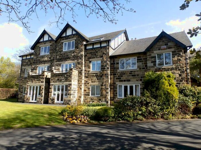 2 Bedroom Apartment To Rent In Brooklands, Park Crescent, LS8