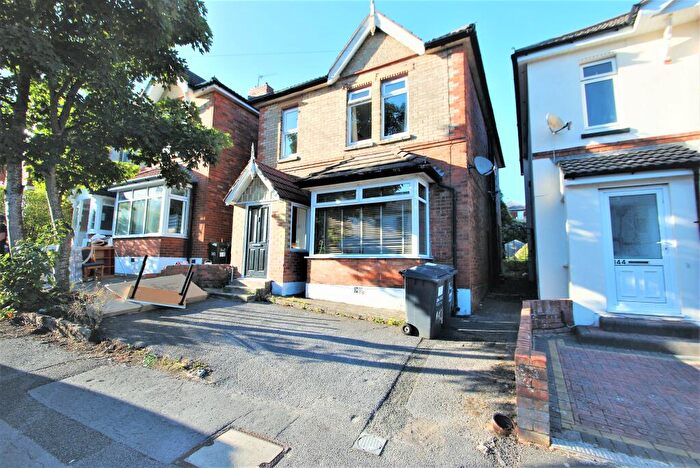 4 Bedroom Detached House To Rent In Hankinson Road, Winton, Bournemouth, BH9