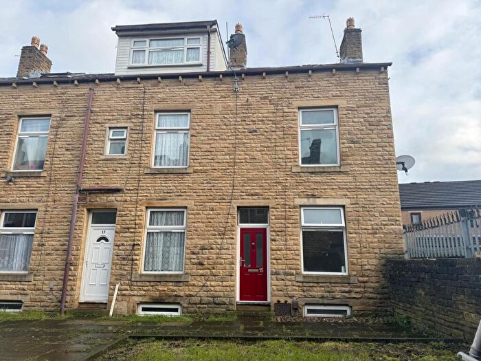 3 Bedroom Terraced House To Rent In Neville Street, Keighley, West Yorkshire, BD21