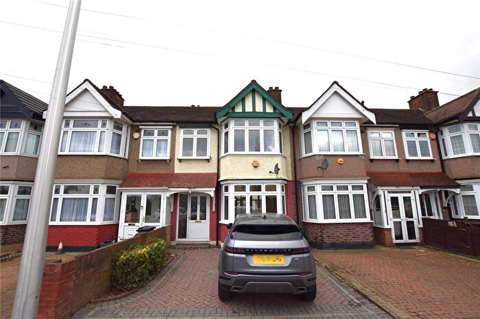 3 Bedroom Terraced House To Rent In Christie Gardens, Romford, RM6