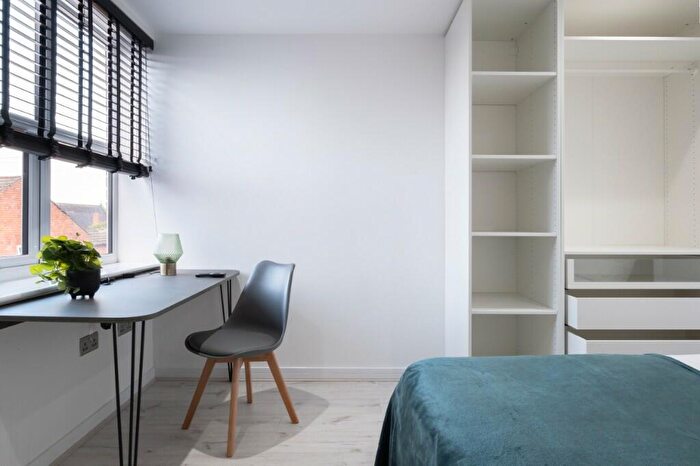 2 Bedroom Apartment To Rent In West Parade, Lincoln, Lincolnshire, LN1