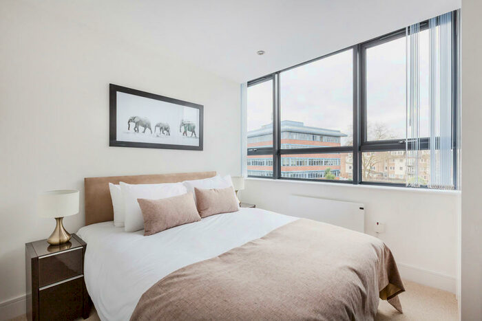 1 Bedroom Apartment To Rent In Burrell Road, Haywards Heath, RH16