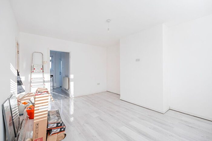 3 Bedroom Terraced House For Sale In Cubitt Road, Norwich, NR1