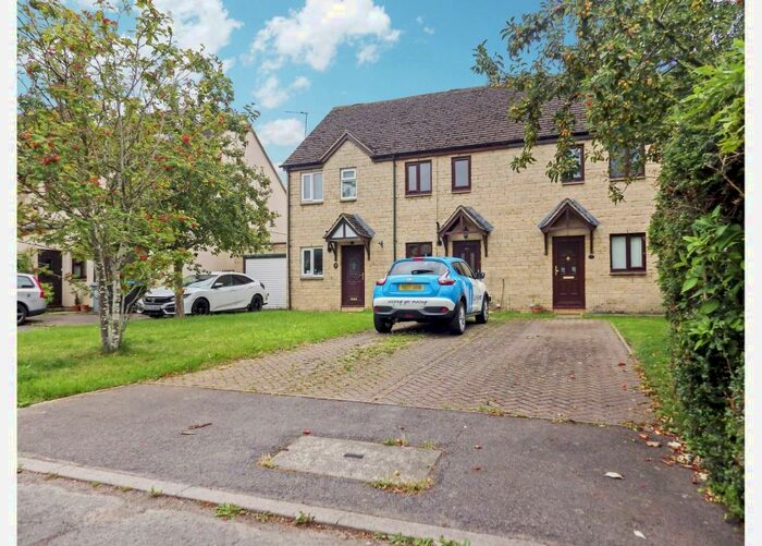 2 Bedroom Terraced House To Rent In Manor Road, Witney, Oxfordshire, OX28