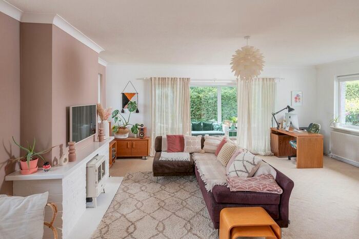 4 Bedroom Detached Bungalow For Sale In Quillet, Hillfield, Dartmouth, Devon, TQ6