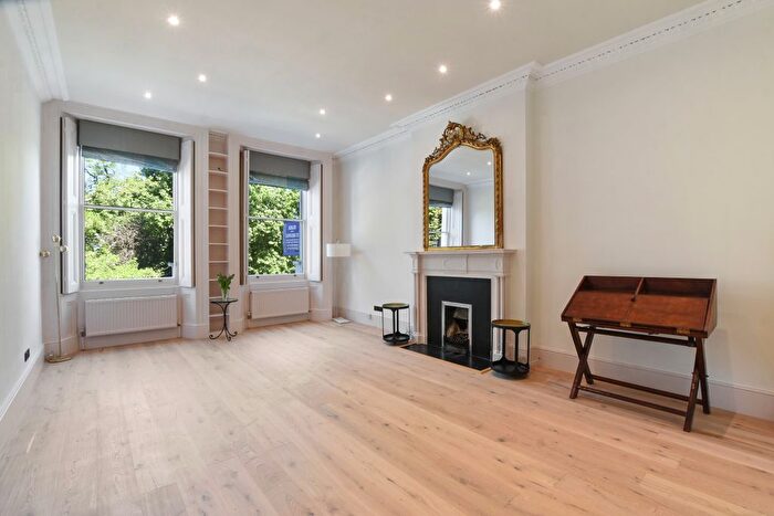 2 Bedroom Flat To Rent In Queens Gate Gardens, South Kensington, London, SW7