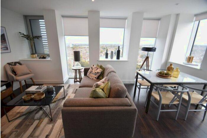 2 Bedroom Flat To Rent In Christchurch Road, Mitcham, SW19